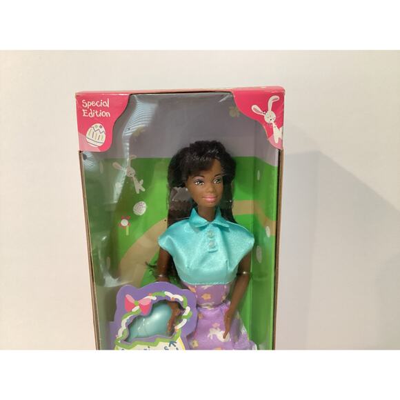 Vintage 1998 Easter Surprise Barbie Special Edition African American NRFB 20543 - Picture 3 of 9